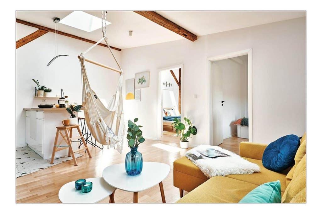 Апартаменти Sunny At The Heart Of Old Town *